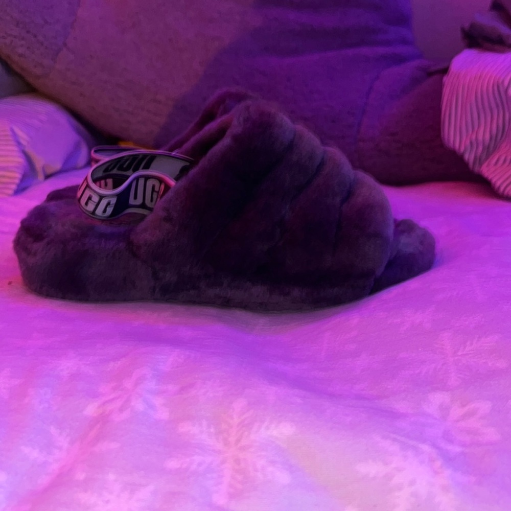 Grey Ugg slippers size women’s 8
